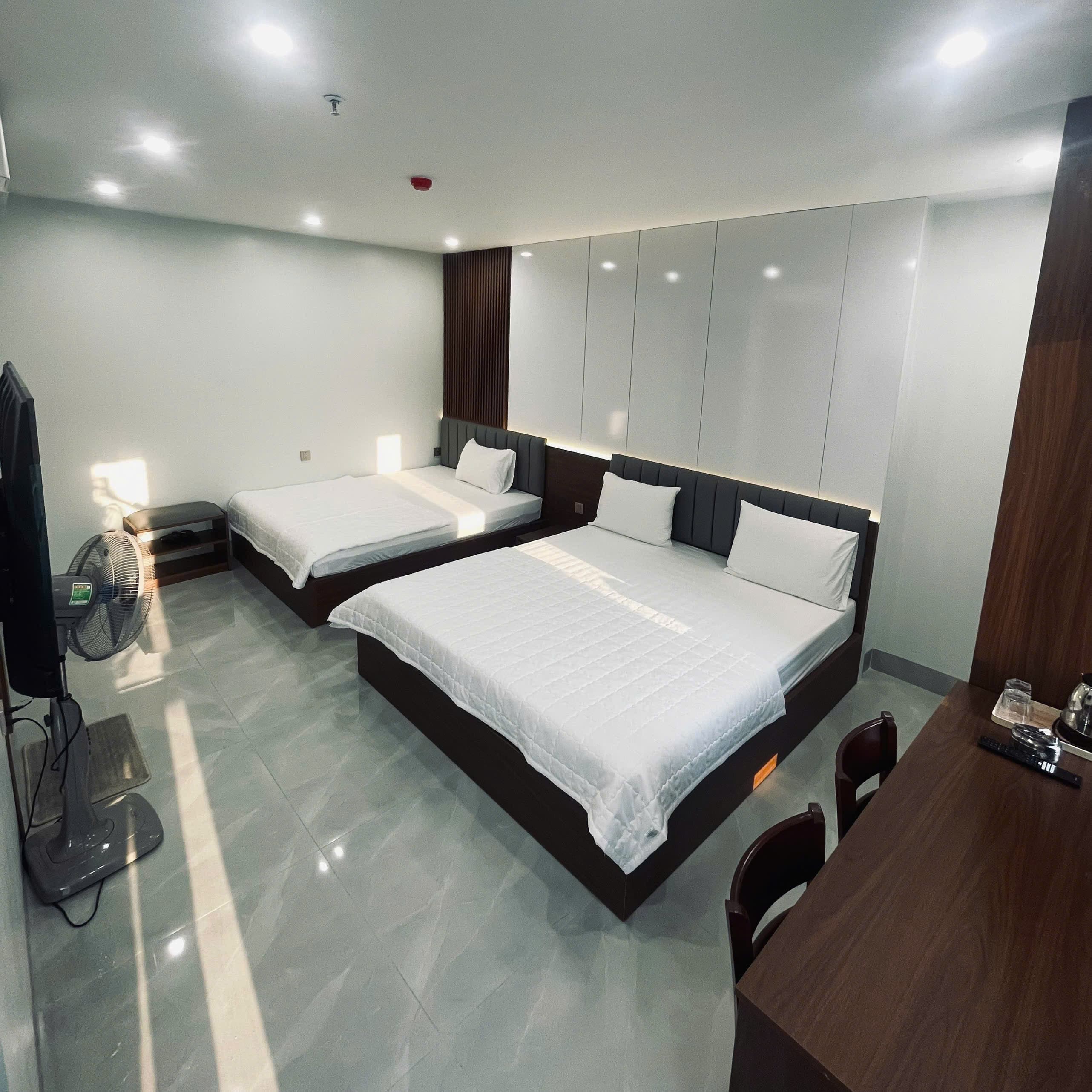 Gallery 3